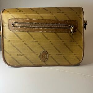 Authentic Vintage Bally Shoulder Crossbody Bag From 80s to early 90s